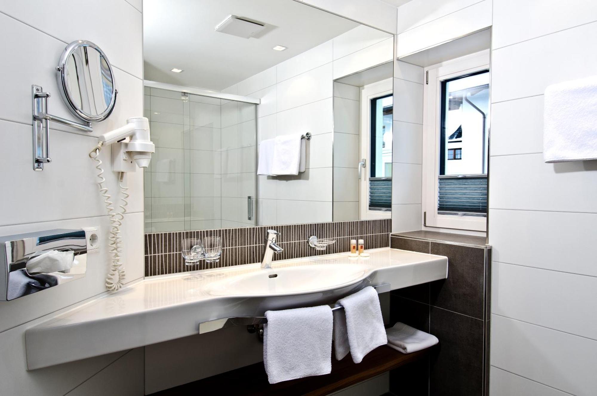 Hotel Garni Astoria Ischgl Ngoại thất bức ảnh