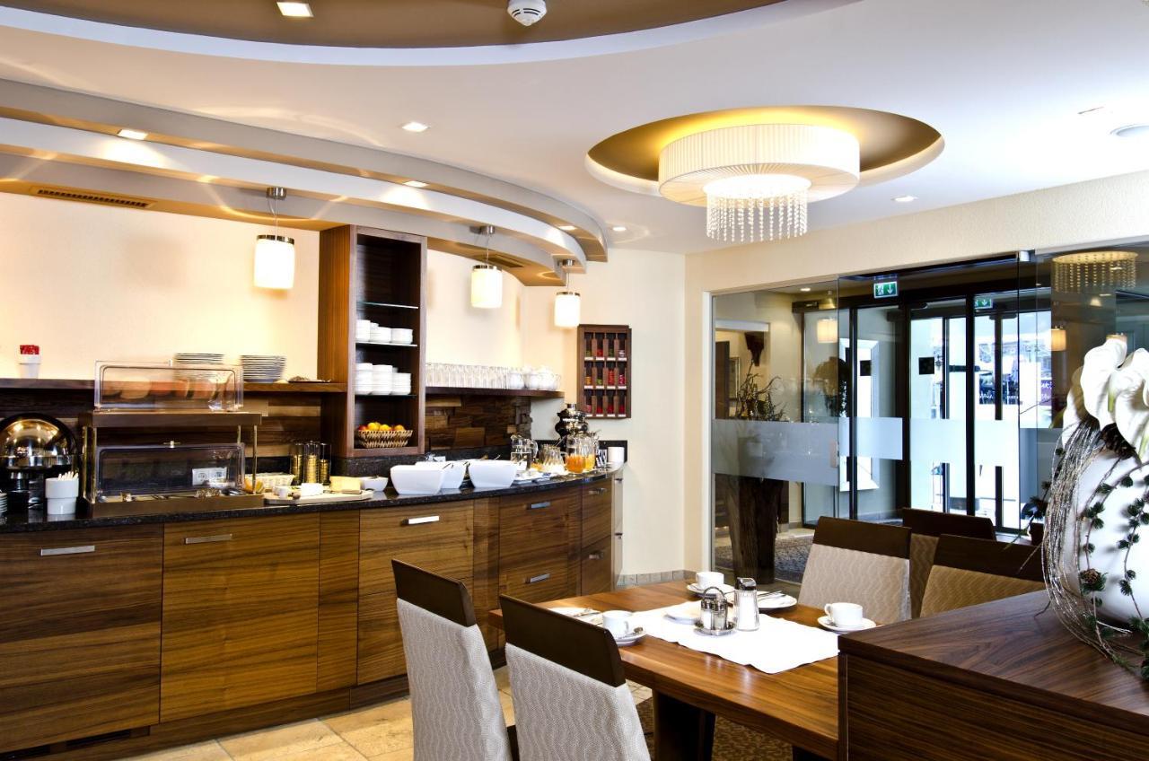 Hotel Garni Astoria Ischgl Ngoại thất bức ảnh